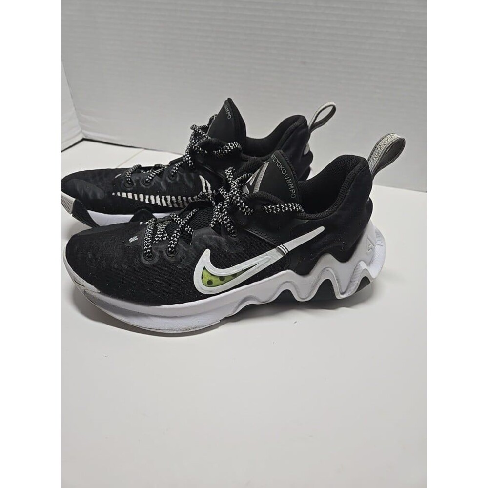 Nike Women's Black Trainers